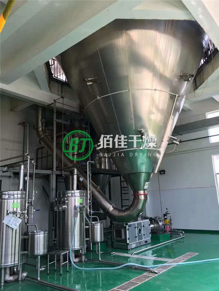點擊放大 ZYG中藥浸膏噴霧干燥機
